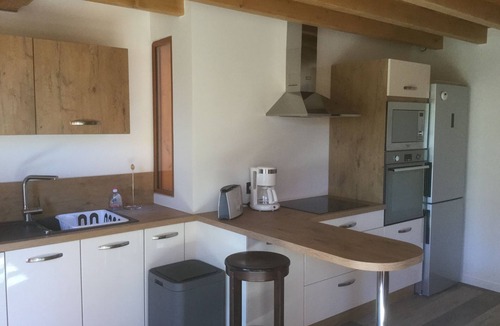 Saint-Ouen-en-Brie House | Les Crinieres en Brie