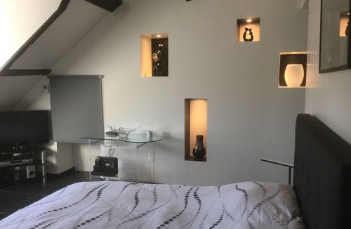 Saint-Ouen-en-Brie House | Les Crinieres en Brie