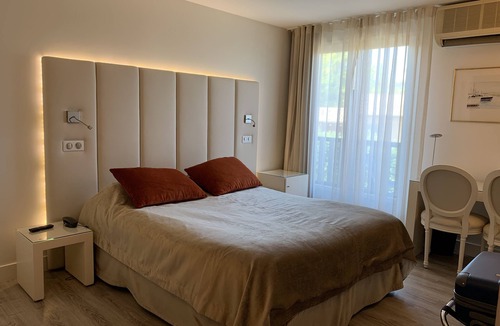 Blanquefort Hotel | Les Criquets Hôtel & Spa