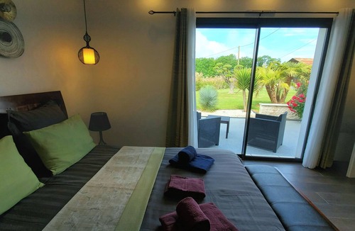 Chaniers House | Les Cuves