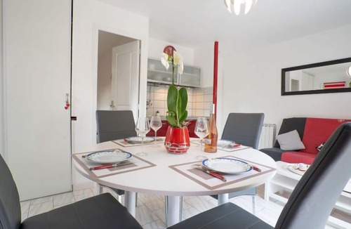 La Petite Motte Apartment | Les Cyprianes by Interhome