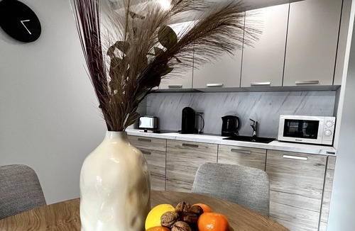 Carcassonne Apartment | Les demoiselles de la tour with terrace