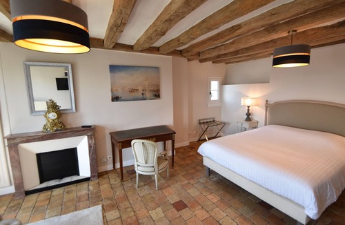Chinon Hotel | Les Destinées