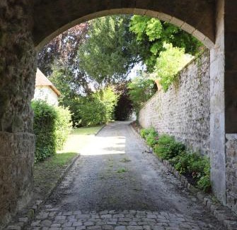 Alencon House | Les Deux Marguerite