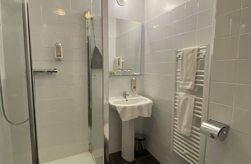 Pierre-Perthuis Hotel | Les Deux Ponts