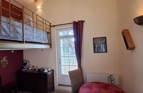 Sablet Apartment | Les Deux Tilleuls