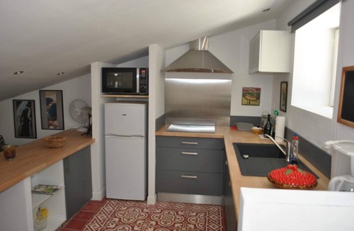 Aigueze Apartment | Les Deux Tours