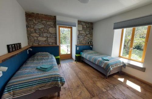 Biert Hotel | Les Deux Vélos Chambres d'Hotes-Table d'Hotes