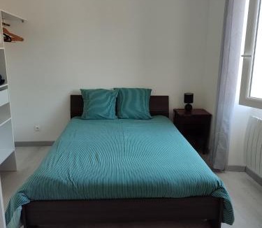 La Voulte-sur-Rhone Apartment | Les deux via