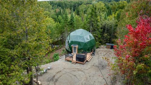 Notre-Dame-du-Rosaire Ski Chalet | Les Domes de la Riviere Alick B - Riviere et SPA