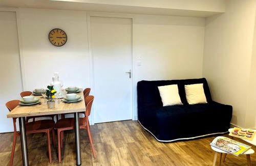 Montaubert - Rille - Saint-Sulpice Apartment | Les Douves - Cité Médiévale de Fougères