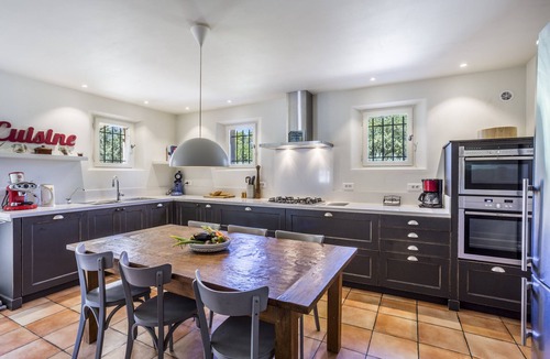 Menerbes House | Les Douze Oliviers