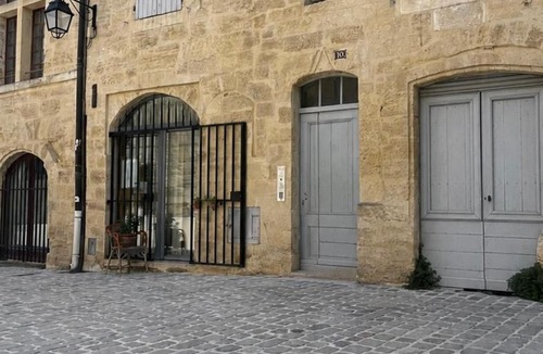 Uzes Apartment | Les Duchesses - 84m2 double suite deluxe - en partie climatisé