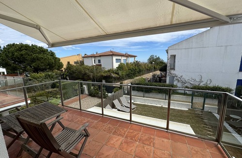 Mas Pinell Ski Chalet | Les Dunes 107 - 60 m from the beach, aircon, pool and garden