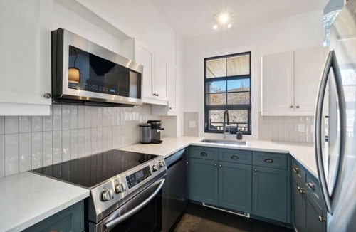 Tremblant-Les-Eaux Apartment | Les Eaux: Luxe Mountain View Condo + Private Sauna