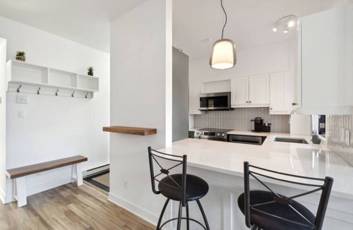 Tremblant-Les-Eaux Apartment | Les Eaux: Luxe Mountain View Condo + Private Sauna