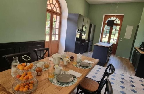 Brestot Cottage | Les Ecuries du Château de Brumare" group gite