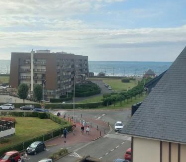 Villers-sur-Mer Apartment | Les embruns Vue sur la mer