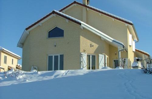 Montagnieu Bed & Breakfast | Les Enselmes