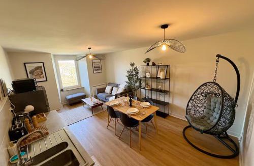 Montaubert - Rille - Saint-Sulpice Apartment | Les Escales Refuge du Château 2 chambres
