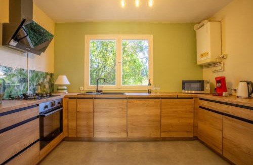 Aire-sur-l'Adour Apartment | Les Esquirous - Maison entière - Jardin - Parking privé - Fibre - 6 pers max