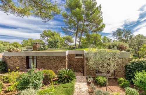 Cap Benat Villa | Les Eucalyptus