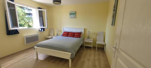 Gondeville Apartment | Les fins bois