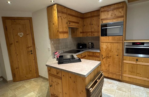 Heremence Apartment | Les Flocons - Cosy apartment with private terrace