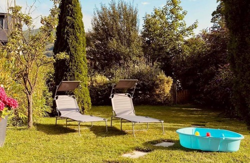 Sarrancolin Apartment | LES FLOCONS D'AURE LARGE MOUNTAIN HOUSE WITH ENCLOSED GARDEN