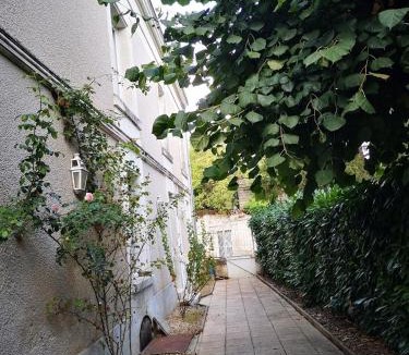 Chatellerault Apartment | Les Folies d 'Oscar