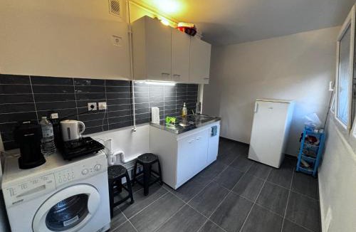 Avon Apartment | Les fougères