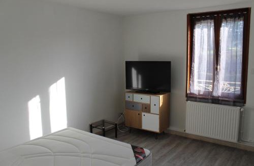 Cosne-Cours-sur-Loire House | Les Géraniums