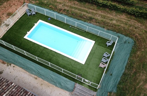 Castelnau-de-Montmiral House | Les Gîtes de Crabet - Swimming pool - Vineyard