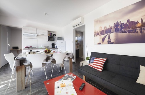 Chateauneuf-de-Galaure House | Les Gîtes de la Galaure