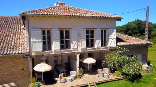 Serignac House | Les Gîtes d'Argoumbat