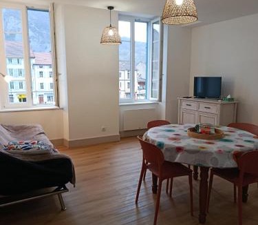 Tarascon-sur-Ariege Apartment | Les Gîtes d'Altaïr-La Grande Ourse