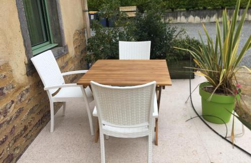 Melesse Apartment | Les Gîtes d'Emilie