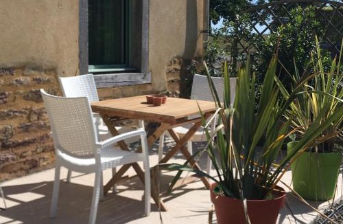 Melesse Apartment | Les Gîtes d'Emilie