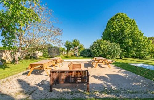 Saint-Romain-de-Benet Villa | Les gîtes du logis