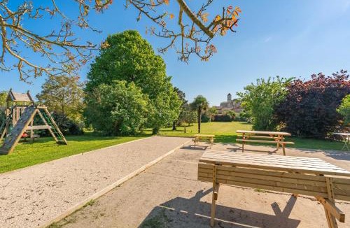 Saint-Romain-de-Benet Villa | Les gîtes du logis