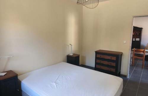 Saint-Christ-Briost Apartment | Les gîtes de Pierre