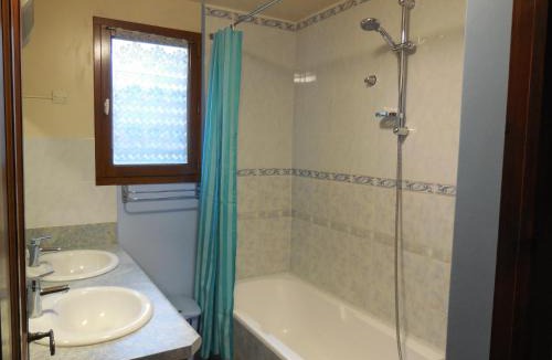 La Batie-Vieille Ski Chalet | Les Gîtes de Galinette