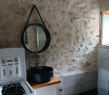 Montaigu-de-Quercy House | Les Gîtes de La Moure Basse