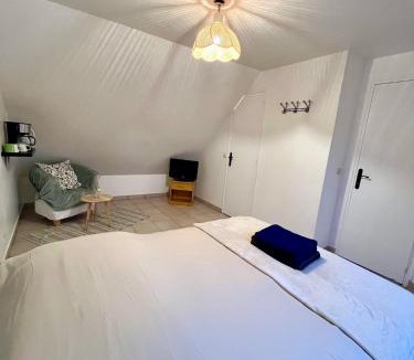 Equemauville Bed & Breakfast | Les gîtes du Mesnil chambre deluxe