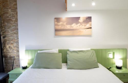 Cezais House | Les Gîtes de La Croix Liaud