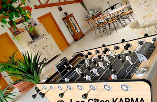 Andres House | Les Gîtes KARMA Grande maison de 180m au calme avec véritables billard anglais babyfoot et cible fléchettes