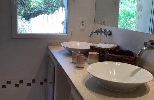 Cucuron Apartment | Les Gôuts et les Couleurs