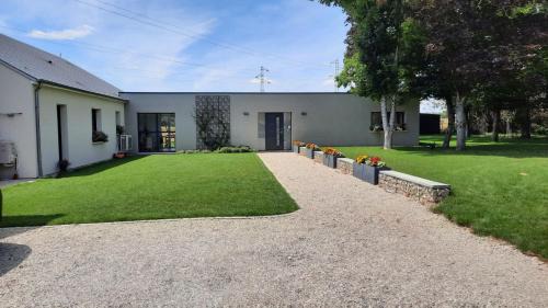 Chaingy Bed & Breakfast | Les Gabions