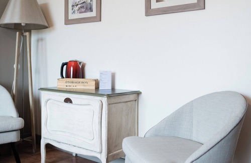 Trept Bed & Breakfast | Les Galapons