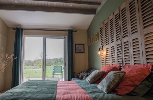 Trept Bed & Breakfast | Les Galapons